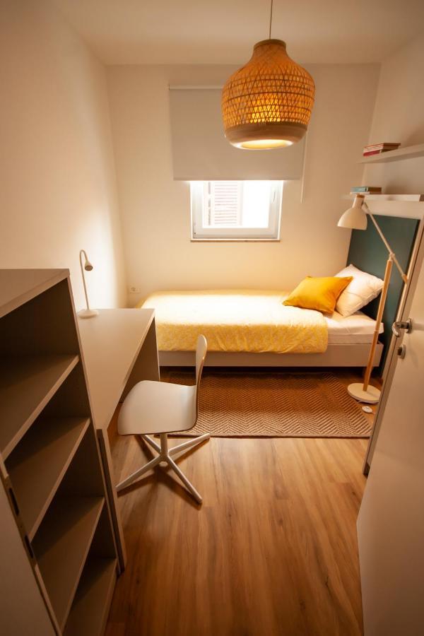 Rainbow Apartment, โคเปร์ ภายนอก รูปภาพ
